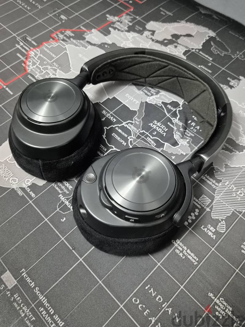 SteelSeries NOVA PRO WIRELESS 3