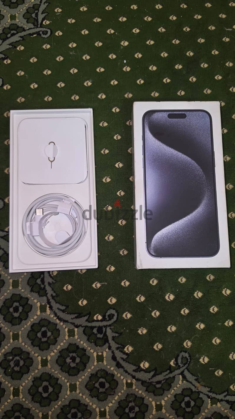 Apple - iPhone 15 Pro Max 2