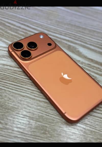آبل - آيفون 17 برو