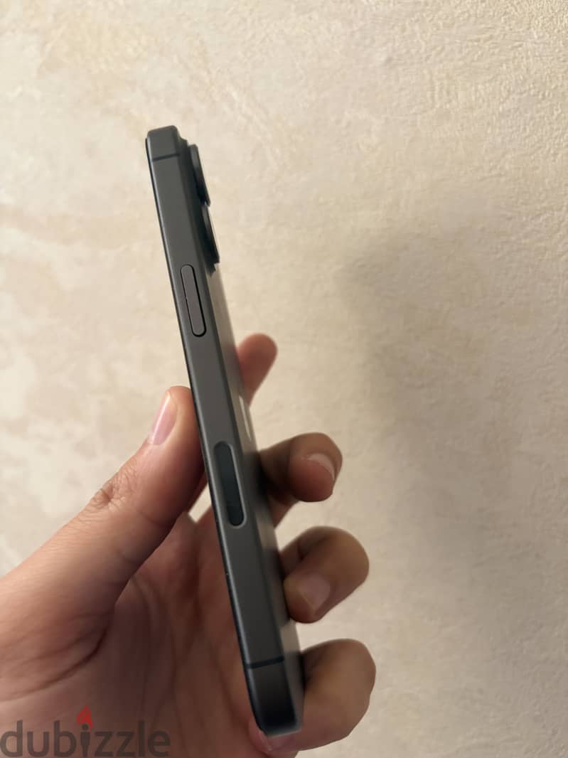 Apple - iPhone 17 2