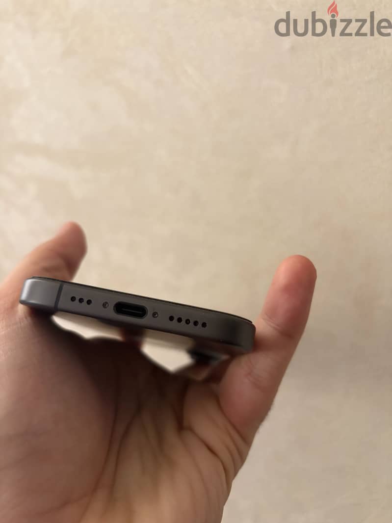 Apple - iPhone 17 3
