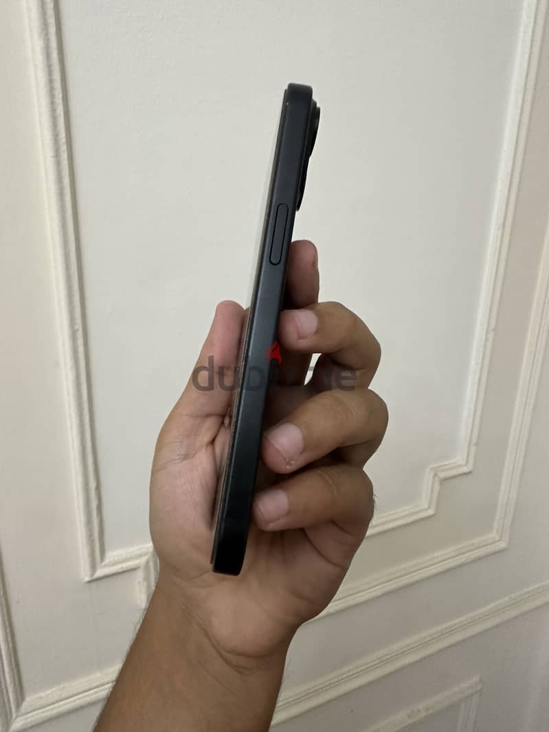 Apple - iPhone 15 5