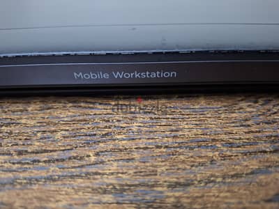 لابتوب وورك ستيشن Laptop Workstation