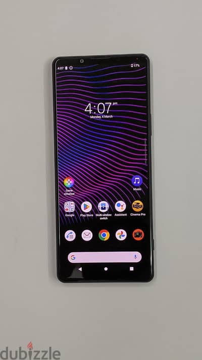 Sony Xperia 1 أعلى فئه ضد الميه رامات 6 مساحه 128 شاشه 6.5  الجهاز بدو