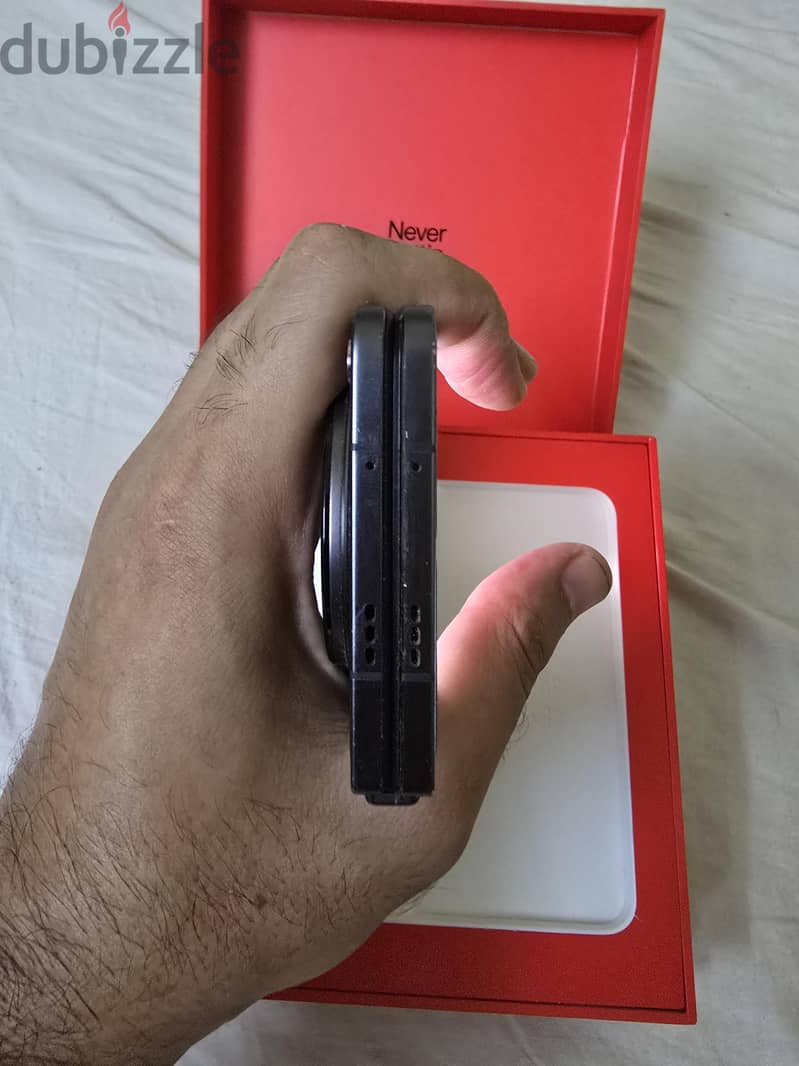 OnePlus Open fold 16