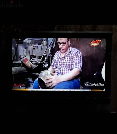 شاشه توشيبا ٣٣ بحالهجيده بدون صيانات