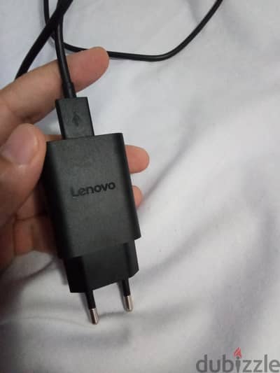 شاحن اصلي لينوفو نايي سي خارج من علبه تابلت لينوفو