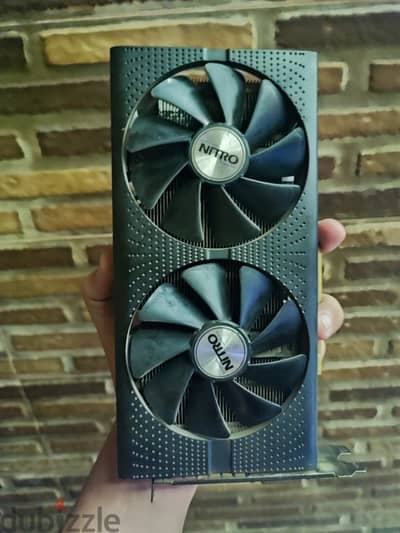 rx 570 4gb sapphire nitro للبيع و متاح البدل