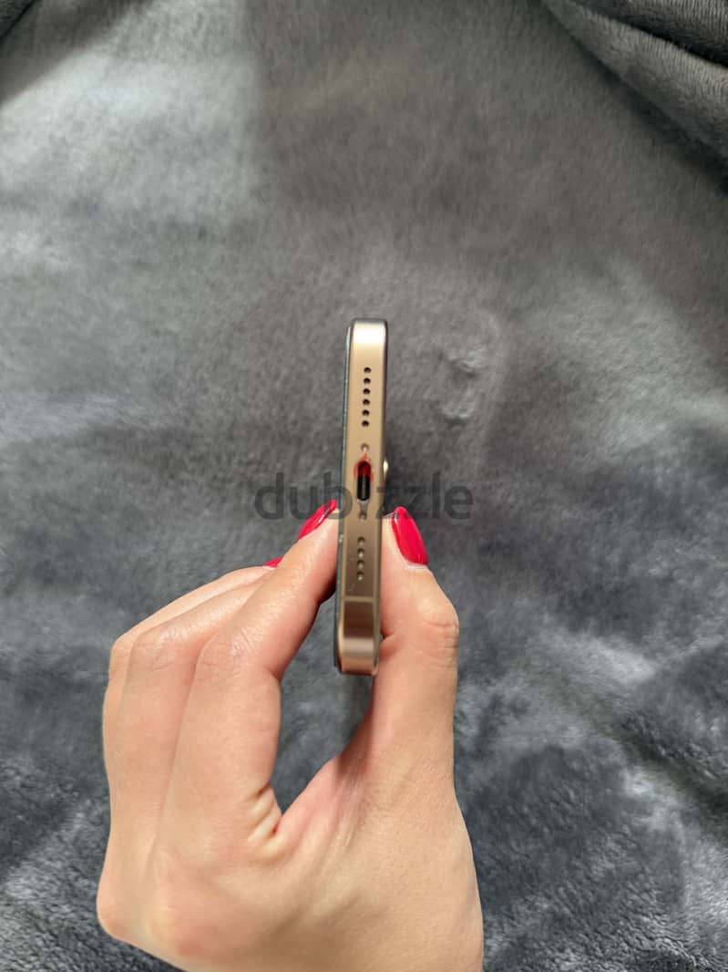 Apple - iPhone 16 Pro Max كالجديد 3