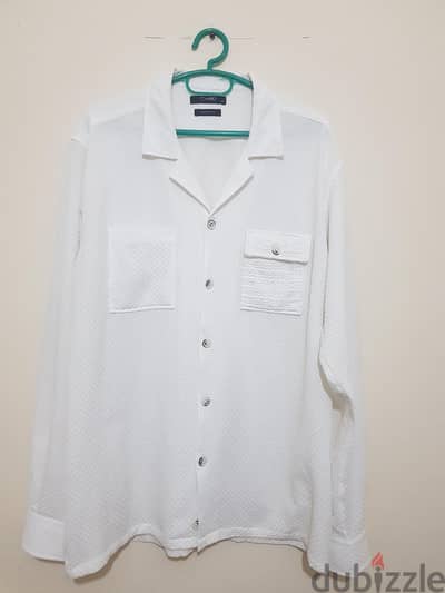 tomato white shirt