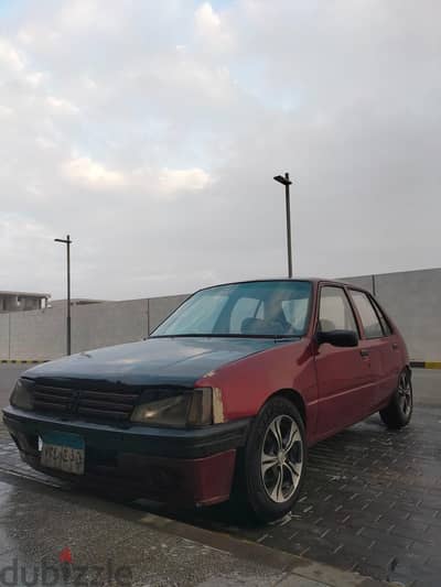 بيجو 205 1984