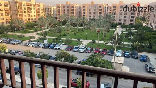 فرصة للبيع بمدينة الرحاب شقة 150م المرحلة الخامسة فيو مفتوح جاردن وشارع وسيط من المالك مباشرة
