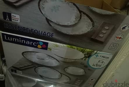طقم زجاج من مركه فرنسيه (Luminarc)، موديل Essence Foliage جديد38 قطعه