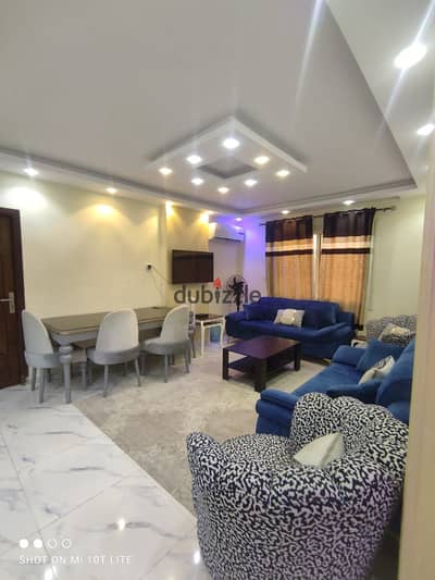 Furnished apartment for rent in Sheraton Al-Matar housing, Khaled Ibn Al-Walid 120m, first floor, front, two bedrooms, 2 bathrooms, large reception, and fully air-conditioned kitchen. Monthly rent 30 thousand.