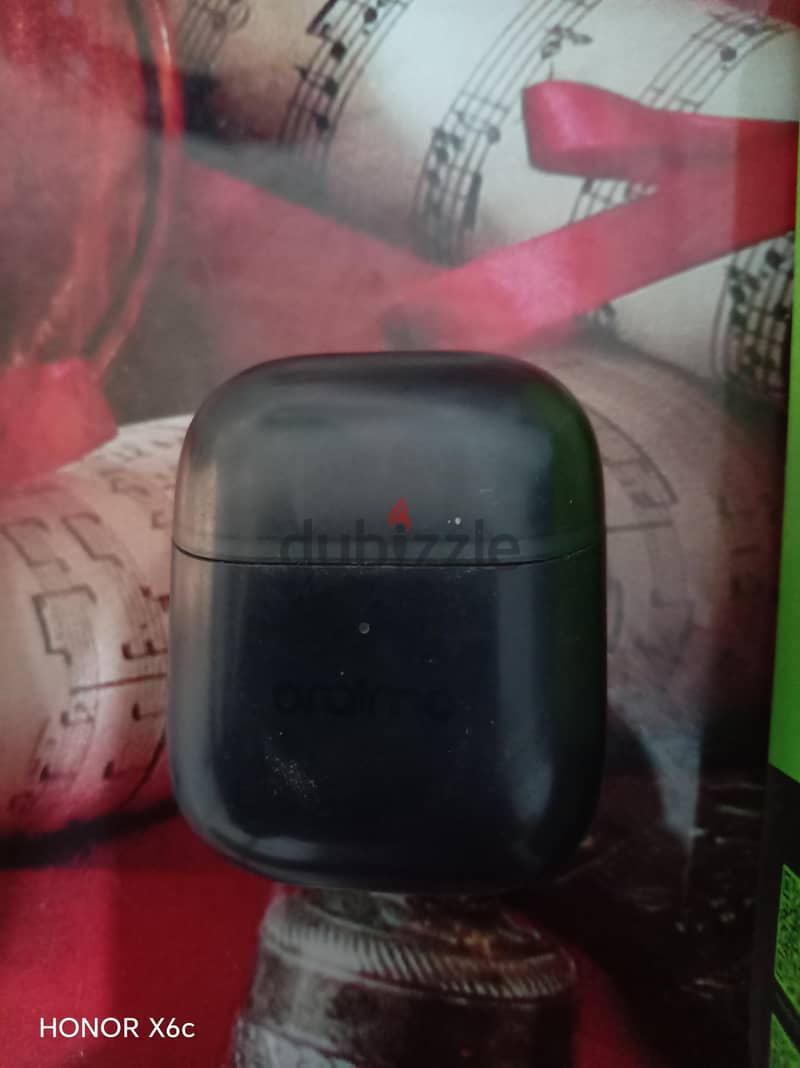 Oraimo-330s Earbuds 1