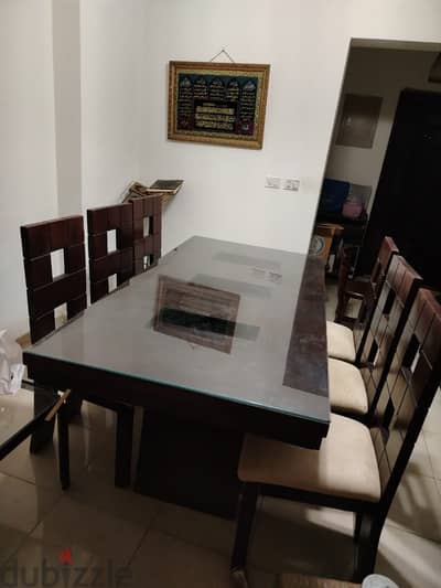 سفرة 6 كراسي خشب زان بحالة ممتازة | 6-Seater Beech Wood Dining Table
