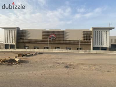 للبيع في الامتداد الشرقي 276م تاني نمرة من الشارع الرئيسي مباشرة دقيقة لمحور المال و الاعمال