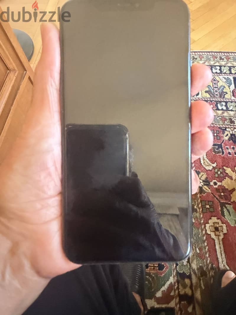 Apple - iPhone 11 Pro Max 1