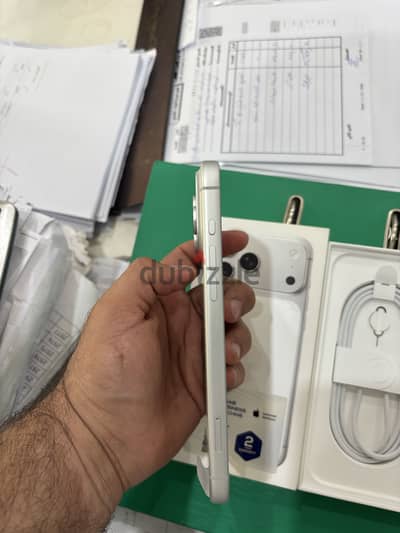 آبل - آيفون 17 برو ماكس
