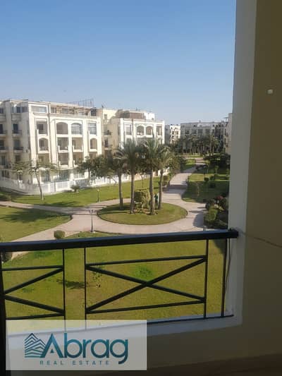 للايجار شقة بالتشطيب في كومباوند حدائق المهندسين في الشيخ زايد