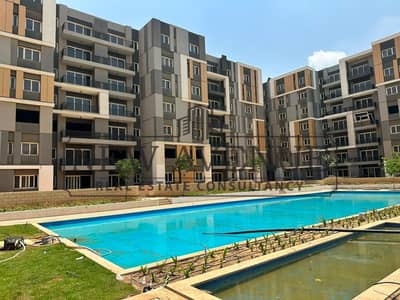 تحت سعر السوق شقه ارضى موقع مميز المستقبل سيتى فى هاب تاون بارك فيو Haptown Park view