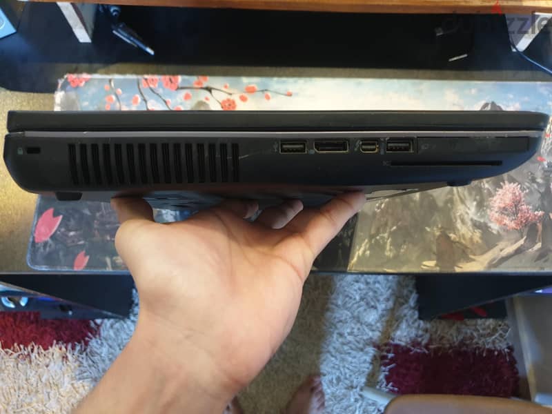 HP ZBook 17 G1 9