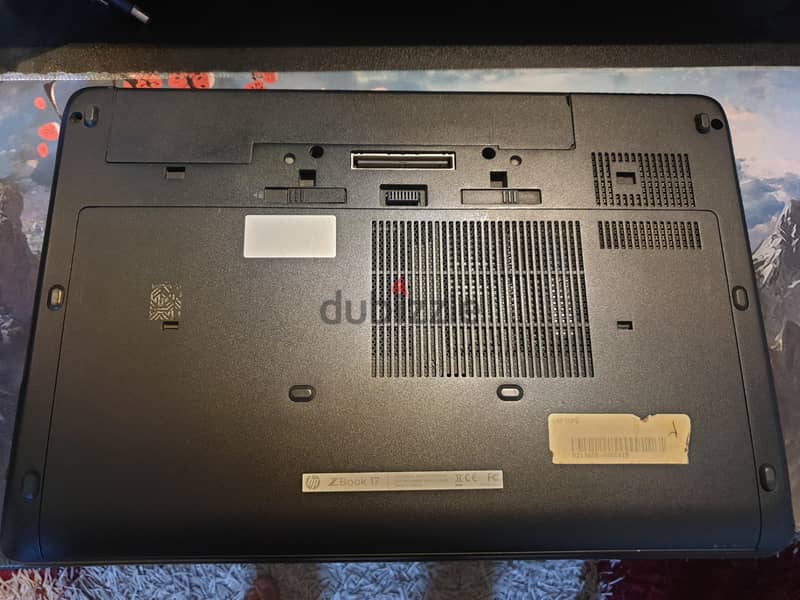HP ZBook 17 G1 11