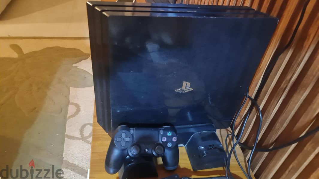 Ps4 pro used as new 1
