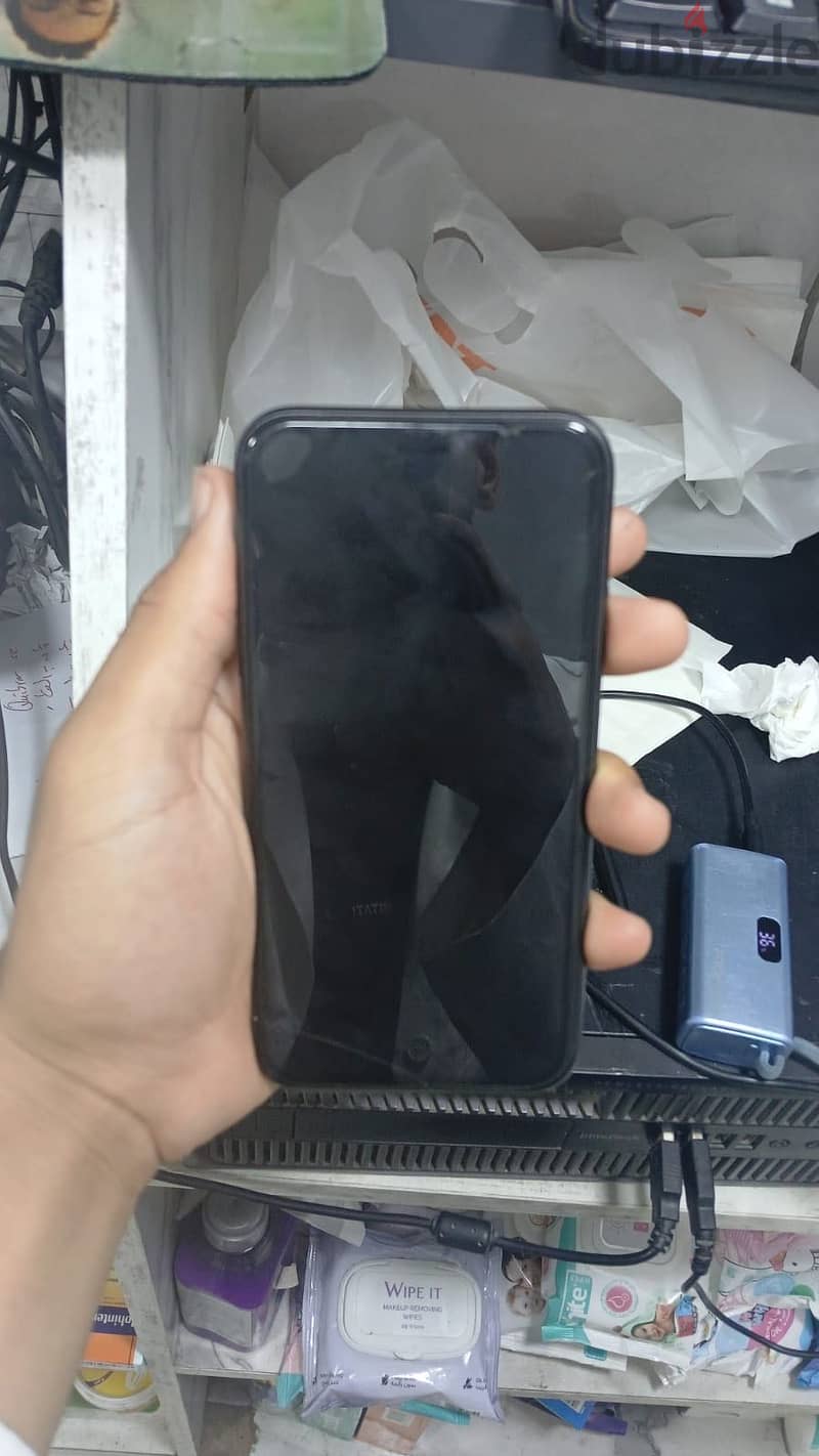 Apple - iPhone 11 3