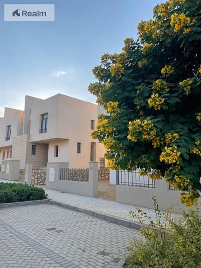 own your early delivery corner town house villa with only 5% Downpayment