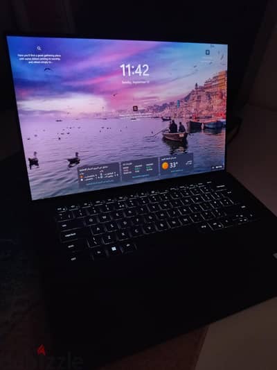DELL Precision 5560