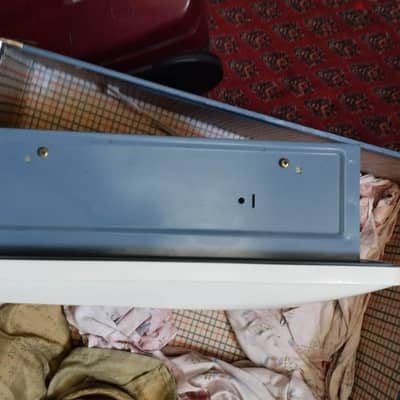 شفاط حائط مطبخ.     40/40خارجي35/35. داخلي ماركه ناشيونال لم يستخدم وا