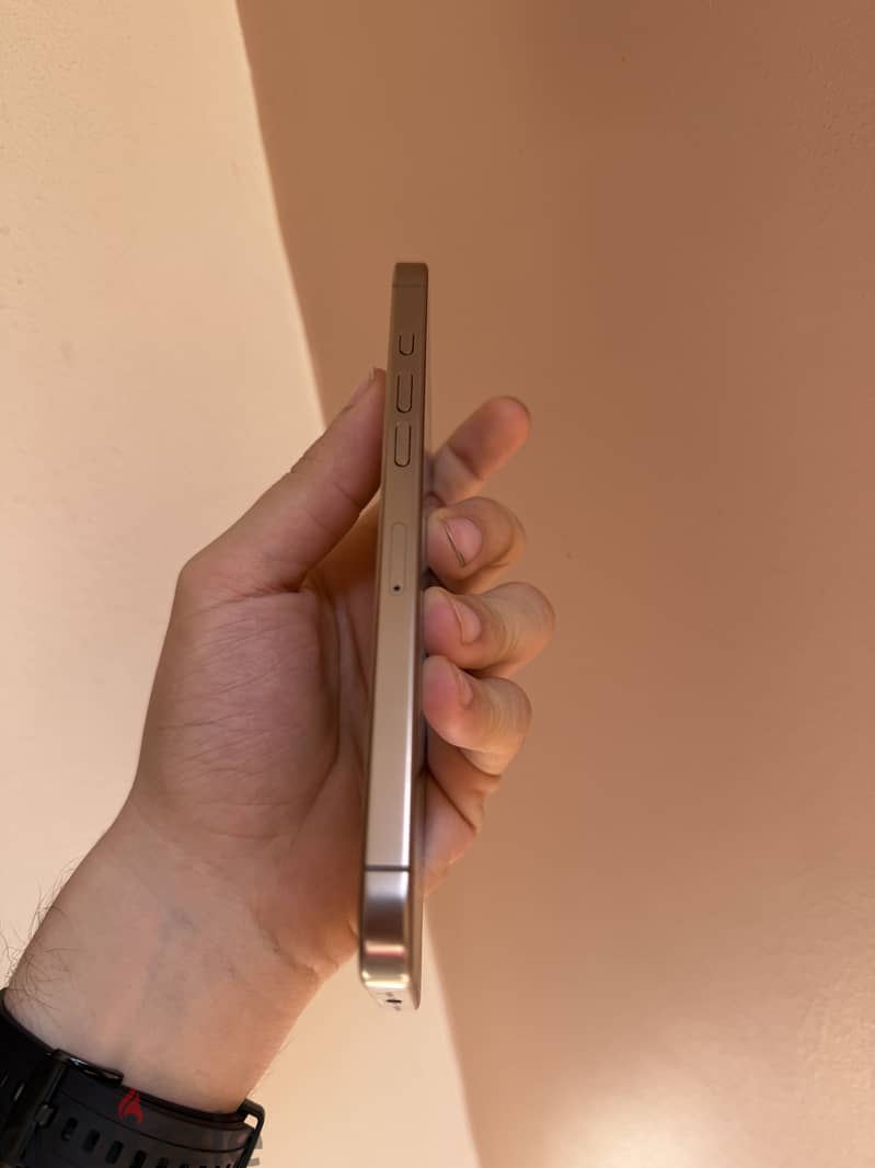 Apple - iPhone 16 Pro Max 2