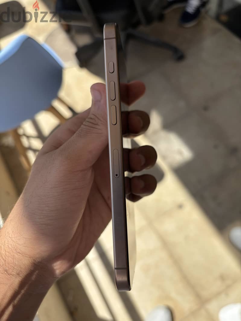 Apple - iPhone 16 Pro Max 1