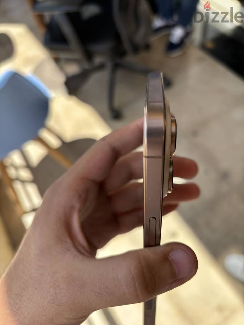 Apple - iPhone 16 Pro Max 3