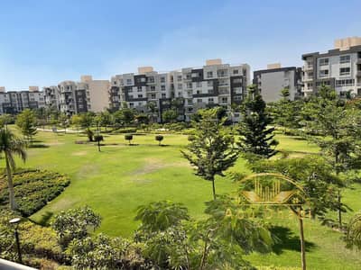 200 sqm apartment for sale in Madinaty (B12) featuring a wide garden view; located just steps away from the Craft Zone, East Hub, local amenities, Bei