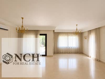 **Twin House مميز للبيع في Mivida**  فرصة مميزة للبيع داخل **Mivida**، توين هاوس راقٍ بمساحة مبنية **229 متر مربع**، مقام على أرض بمساحة **291 متر