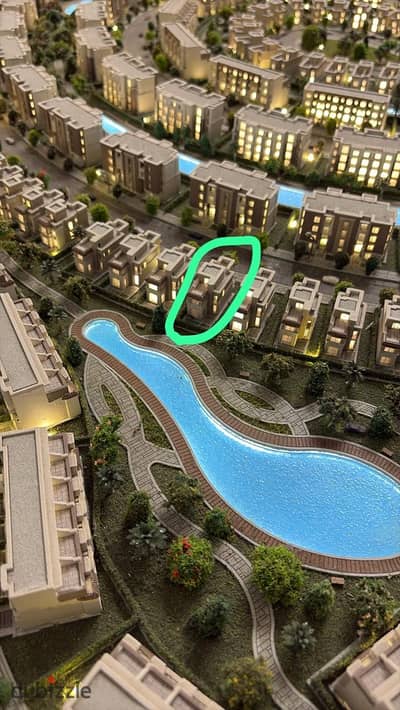Own a luxury villa with the strongest developers in East Cairo, in a prime location in Mostakbal City, on the Amal Direct axis and next to Madinaty an