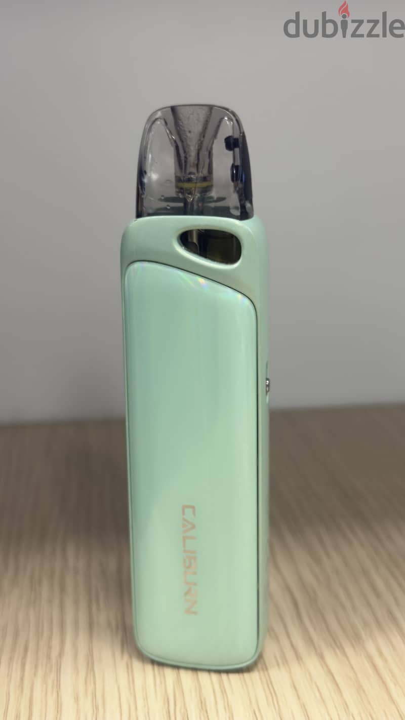 Caliburn G4 Pro Pod Vape 1