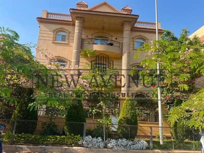 للبيع شقة دور كامل  تشطيبات سوبر لوكس و مطبخ مجهز بالكامل استلام فوري - في البنفسج 6 القاهرة الجديدة El Banafseg 6 New Cairo