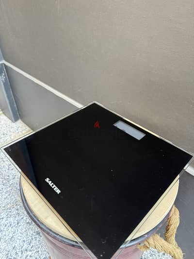 Weight scale