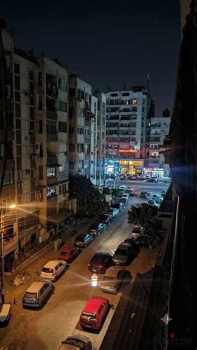 بفيو مباشر على شارع النزهة – خطوات من ميدان سانت فاتيما وامام بازوكا ! التفاصيل: فرصة سكنية ممتازة في أحد أرقى وأحيى مناطق مصر الجديدة، شقة بموقع استراتيجي وفيو مفتوح على شارع النزهة الرئيسي