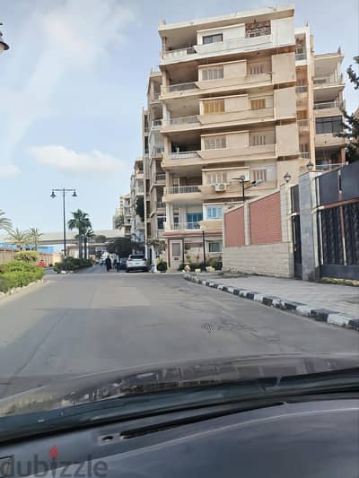 شقة ١٥٨  للبيع بالمعمورة الشاطيء عمارات مجلس الدفاع الوطني ناصية بحري