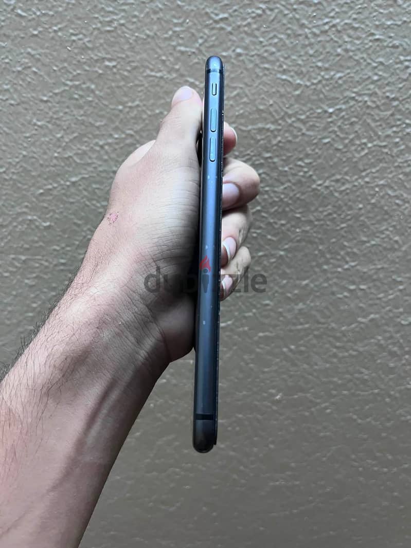 Apple - iPhone 8 Plus 1