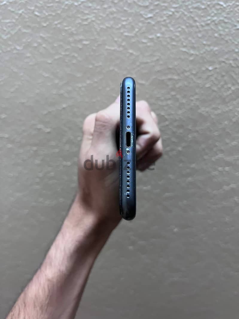 Apple - iPhone 8 Plus 3