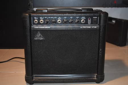 Behringer Ultratone KT108 15-watt amplifier