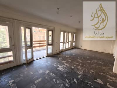شقة سوبر لوكس للإيجار بتفرعات شارع البطل – المهندسين