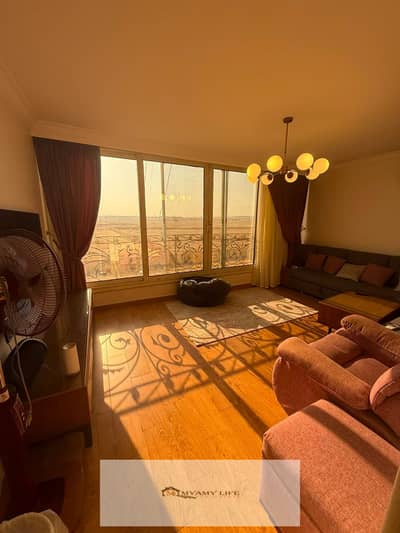 Open view directly on Army Street, panorama, old loading, all meters are available, the best division for an apartment in the gardens