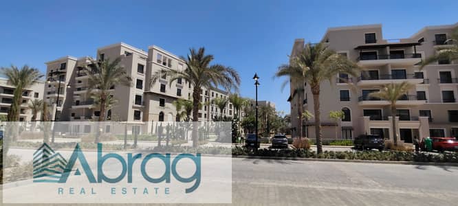 للبيع شقة 154متر تشطيب بالتكييفات مقدم 20% استلام فورى كمبوند فيلدج ويست الشيخ زايد
