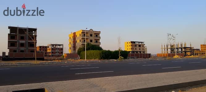 قطعة أرض 400 متر للبيع في مدينة بدر- منطقة الشماليه الجديده  – على خط المترو – ناصية صريحة بحري – خالصة الأقساط وجاهزة للبناء